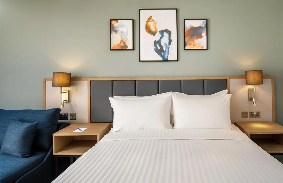 Delta Hotels By Marriott Milton Keynes-1